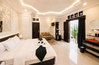 Noia Hotel Sarangan - 1