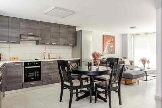 Luxury Designer Loft in the Heart of Limassol - 7