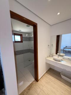 Casa Completa com Piscina - Condomínio de Luxo - 7