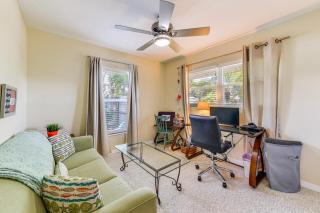 Walk to Park & Pool: Sarasota Family Home w/ Yard - 7
