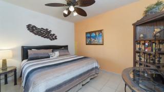 Inviting Oceanview 2BD/2BA Condo with Relaxing Coastal Vibes - 3