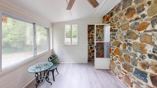 4BR Pet-Friendly Atlanta Woods Retreat - 7