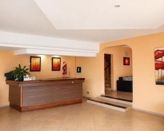 Saint Tropez Hotel - 5