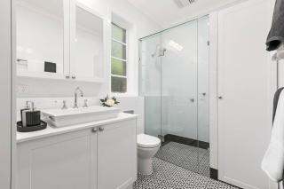 Charming Apartment | Malvern East - Melbourne - 4