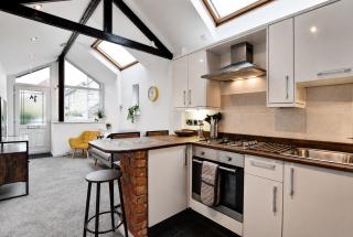 Bright & Airy Home Close To Salisbury Centre - 8