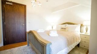 Ocean Breeze 4 Bedroom Apartment with Sea Views near Ballyshannon - 2