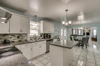 Spacious Sinking Spring Home w/ Outdoor Oasis! - 7