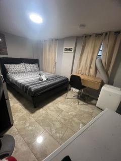 Private Suite Sleeps 2 Near CDC & Emory - 6