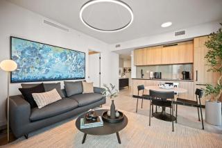 Luxury 2BR 2BA Rooftop Pool Downtown Miami - 7