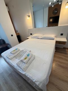 Sea View Studio in Dar Tower & High Floor - 9