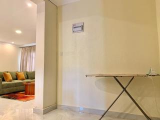 2 Bedroom Home Near the Airport - 6mins - Wanderhomes - 7
