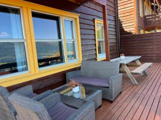 Amazing river Views - Private Sauna - Balcony! - 5