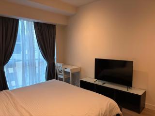 Prime Location Dubai Marina Apartment - 4