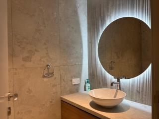 Prime Location Dubai Marina Apartment - 2