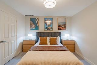 Parkway Boutique Suite D - 9