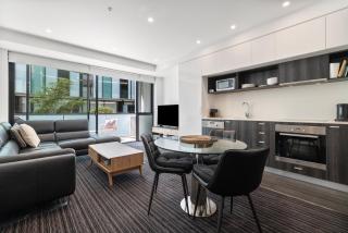 Modern Quiet 1 & 2 Bed Apt Opposite Albert Park - 9