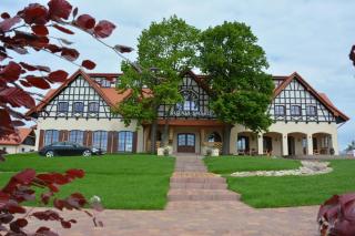 Hotel Kuźnia Smaków - Małe Pułkowo - 0