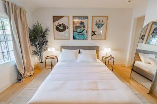 Parkway Boutique Suite 19 - 7