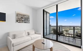 4103 Elevated 1BR with West Views a Pool and 24h Gym in Downtown Miami - 5