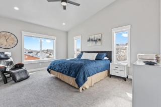 Sunny Side - Sleeps 19, Hot Tub, AC, Games, Ideal Beach Resort - 6