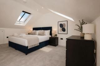 Minister Penthouse By Furnished Accommodation YORK RACES, Central Access Close to Train Station - 3