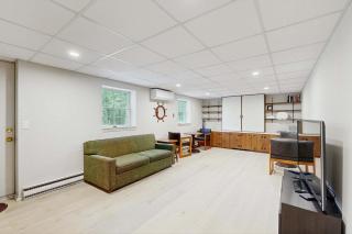 West Falmouth Family Retreat Near Chapoquoit Beach - 1