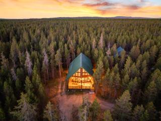 Pine Haven Lodge - Hot Tub, Yellowstone, Family Friendly, Fire Pit - 0