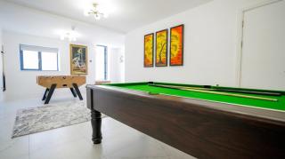 Ocean Breeze 3 Ensuite Bedroom Lower House with Games Room - 9