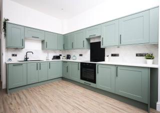 Ouse Flat East Mount by Furnished Accommodation Centre Location to York York Races - 7