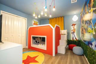 Top DLuxx Vacation Home 5 Miles from Disney 4906 - 4