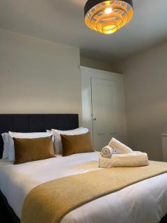 Cosy 1Bd Nestled in Teddington - 7