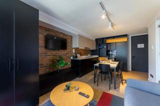 Couple Urban Retreat Providencia with Pool and Gym - 1