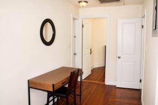 Stylish Apartment in Malden 20 Min from Boston #2 - 5