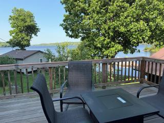 Lakeside Loft- Waterfront - 1