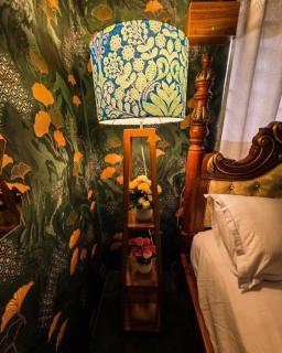 Modern 2 Bedroom Studio in Dhaka - AC, WiFi & Kitchen - Dhaka - 1