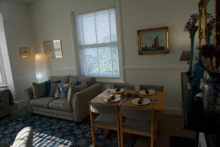 Lovely spacious apartment - sleeps 5 - Ryde - 3