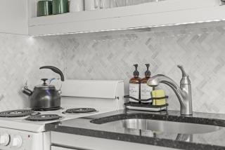Studio Flat Above Historic Cider Mill - 2