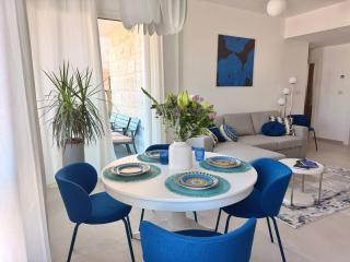 Blue Oasis Pool Residence at Golf Gold - 8