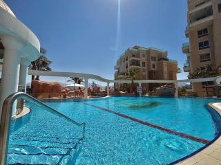 Blue Oasis Pool Residence at Golf Gold - 1