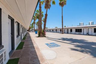 OYO Oasis Motel Las Vegas I-15 - 1