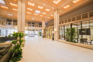G&L Luxury Properties at Grand Mirage - 1