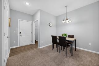 Comfortable 2BR Retreat - 8