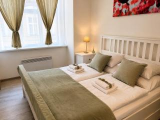 Cozy Studio near Anděl Metro Station - 3
