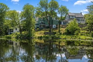 Holbrook House - 9
