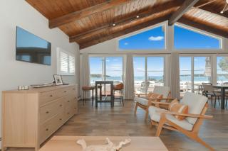 Niles Beach House - 4