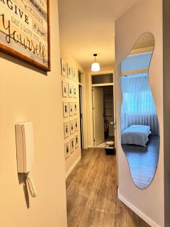 Modern Cozy Apartment - 3