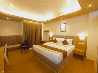 The Soma Hotel - 8