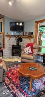 SeaView Getaway BLT, bed and Local treats, Retreat - 2
