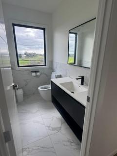 1 Bedroom Granny Flat D - 5