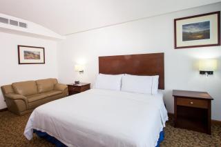Holiday Inn Express Nuevo Laredo by IHG - 7
